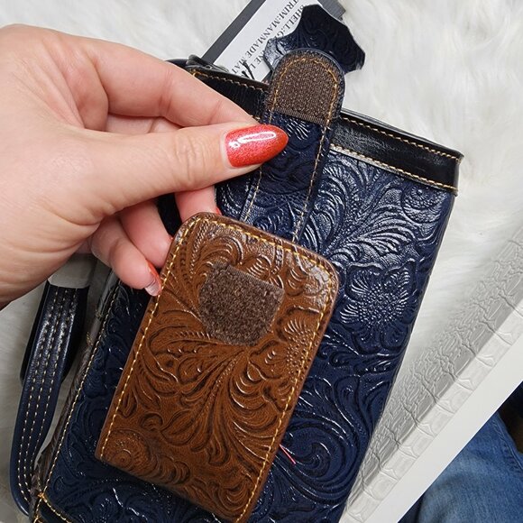 Vintage 90s MC Marc Chantal Navy and Brown Tooled Leather Crossbody bag - Picture 15 of 15